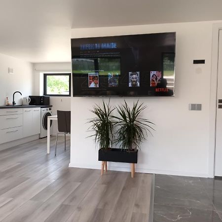 Luxury Apartment Private House And Parking Netflix Ταρτού Εξωτερικό φωτογραφία