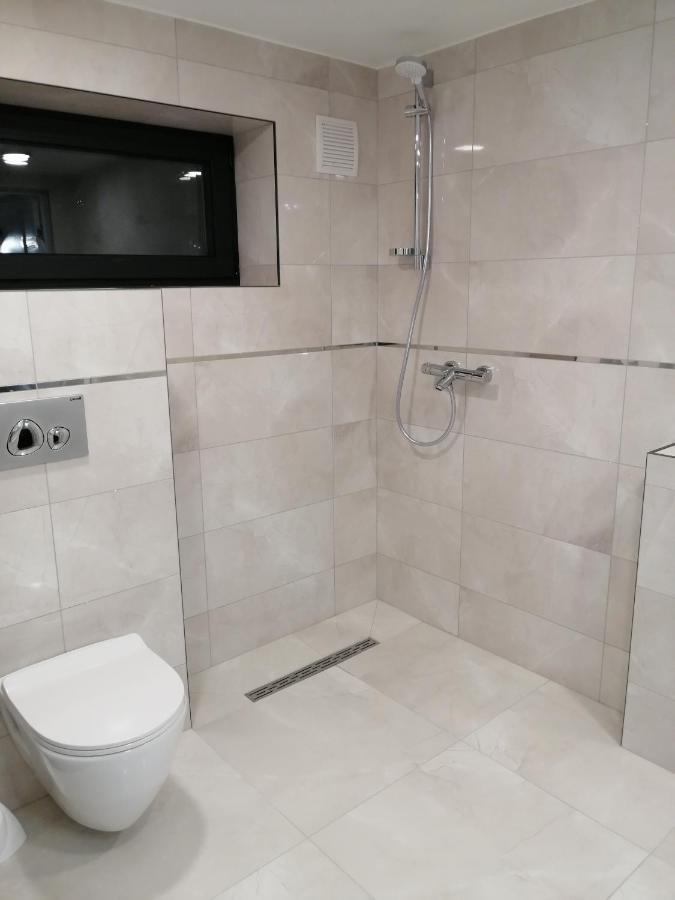 Luxury Apartment Private House And Parking Netflix Ταρτού Εξωτερικό φωτογραφία